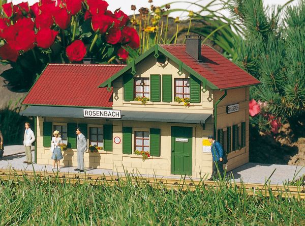 Bahnhof Rosenbach / piko 62040